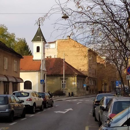 Tiny Cozy Accommodation Zagreb Exterior foto